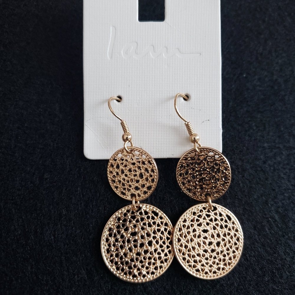 NWT Gold Drop Earrings